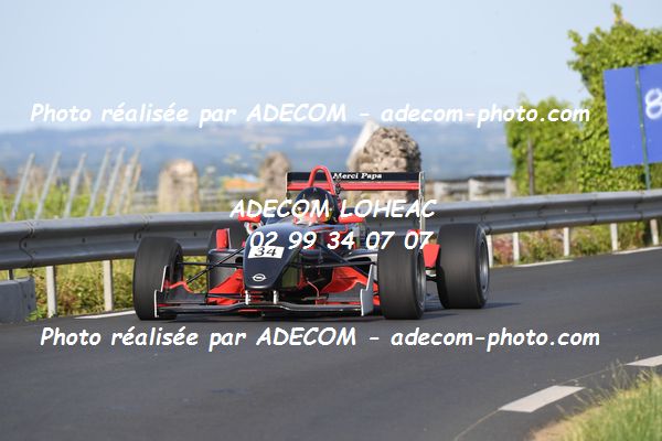 http://v2.adecom-photo.com/images//6.COURSE DE COTE/2022/5_LA_POMMERAYE_2022/TAVIAUX_Benoit/79A_4438.JPG